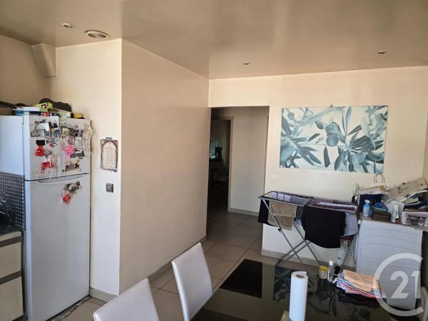 Appartement F3 à vendre  3 pièces - 50 m 2   NICE  - 06