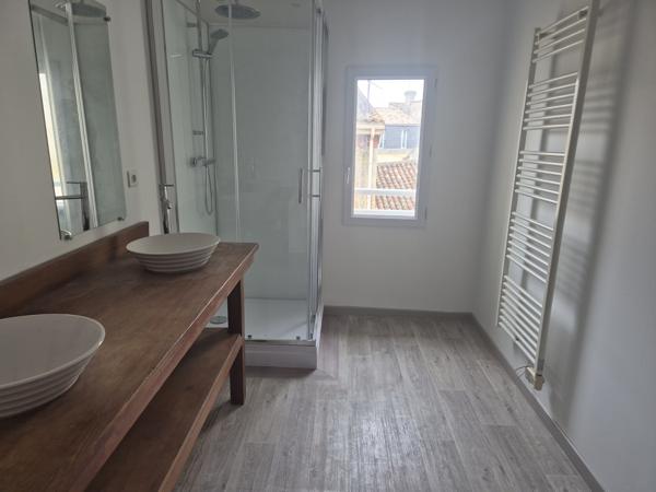 Immeuble 250 m² 2 etage(s)