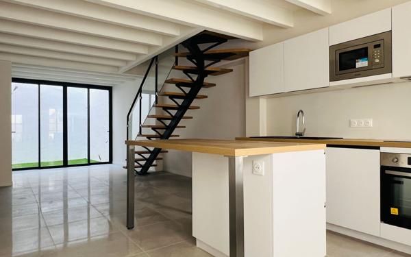 Maison à vendre    3 pièces • 51,99 m2 Saint-Martin-de-Ré