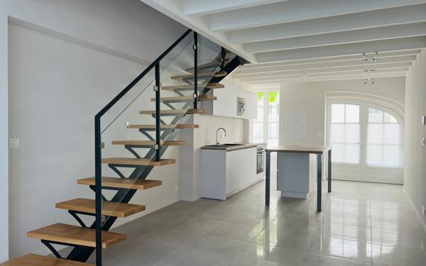 Maison à vendre    3 pièces • 51,99 m2 Saint-Martin-de-Ré