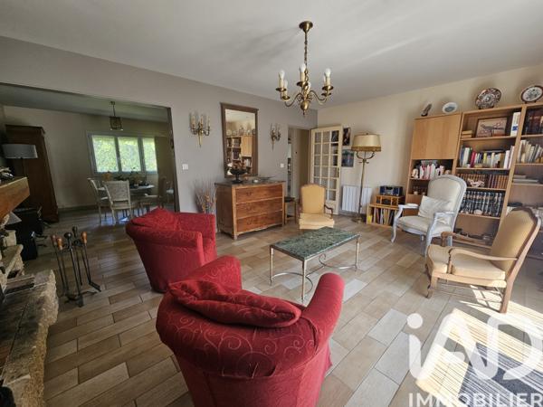 Maison à vendre 7 pièces 139 m² Les Essarts-le-Roi