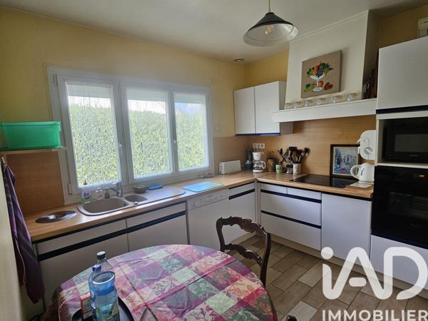 Maison à vendre 7 pièces 139 m² Les Essarts-le-Roi