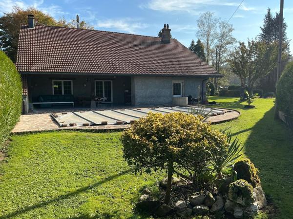 Maison 230m², 6 pièces,3 chambres,dépendances,7000m² de terrain.