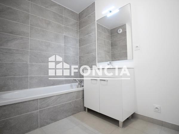 Location Appartement 3 pièces 62.67 m² - 46 CHEMIN DE LA GROTTE Sevrier 74320