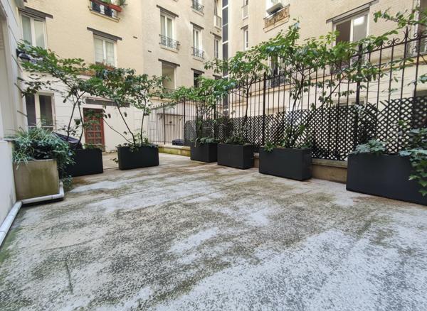 Gambetta - Beau 3 pièces à louer en rez-de-chaussée sur cour