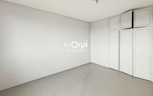 Appartement à vendre    3 pièces • 70,50 m2 Montluçon