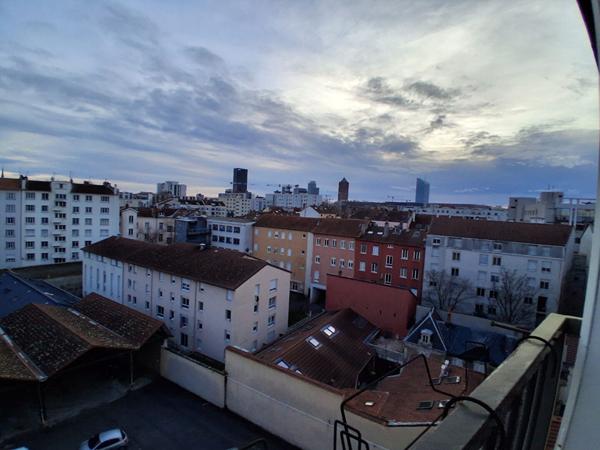 Appartement Villeurbanne 3 pièce(s) 54.39 m2