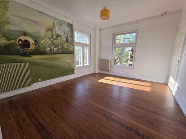 Courcelles-Chaussy (57530) Charmant appartement F4 104 m²