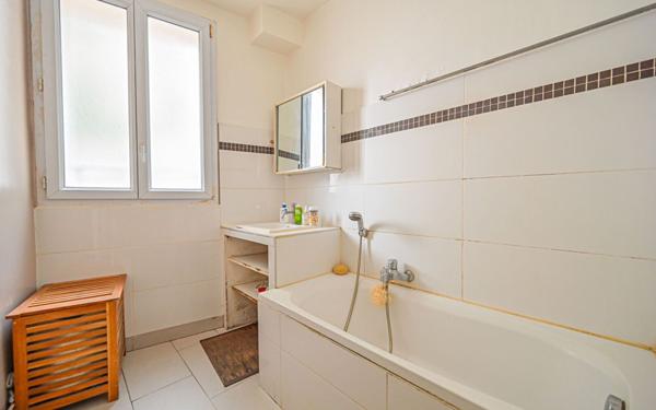 Appartement à vendre    5 pièces • 85,85 m2 Montreuil