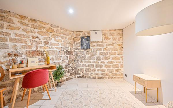 Appartement à vendre    5 pièces • 85,85 m2 Montreuil