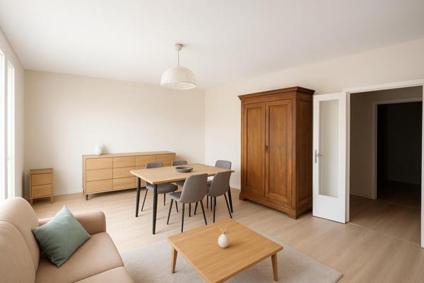 CORBIAC, MAISON 3 CHAMBRES, JARDINS ET GARAGE