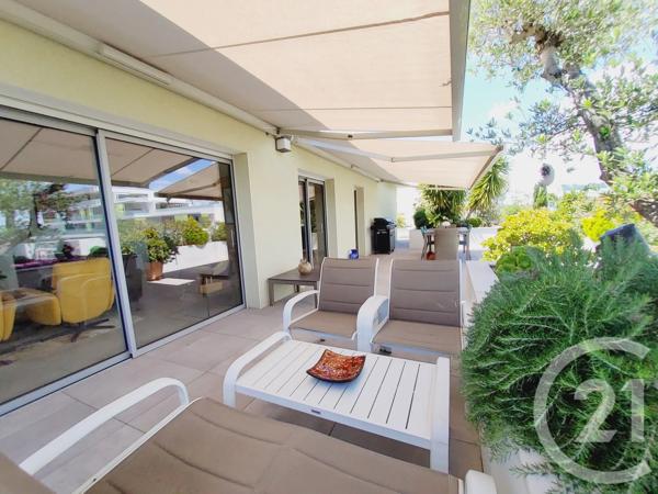 Appartement F3 à vendre  3 pièces - 88 m 2   NARBONNE  - 11