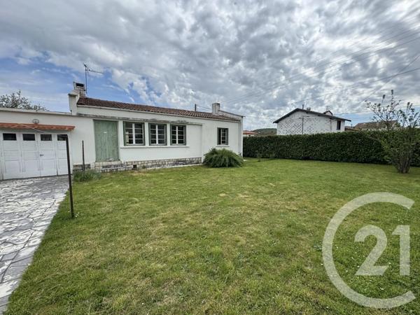 Maison à vendre  5 pièces - 84,10 m 2   LAVELANET  - 09