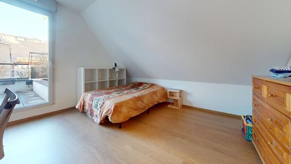 Appartement Duplex de 70m² dernier étage ascenseur terrasse