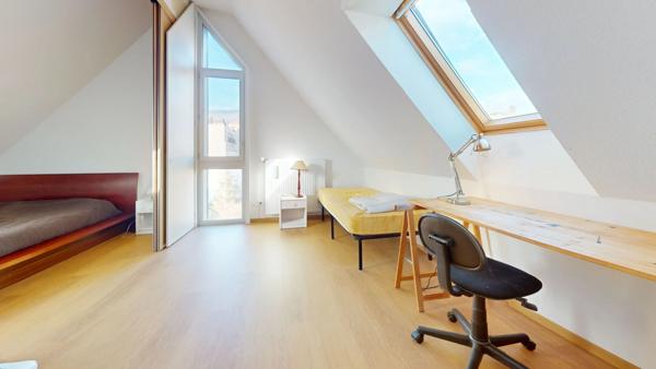 Appartement Duplex de 70m² dernier étage ascenseur terrasse