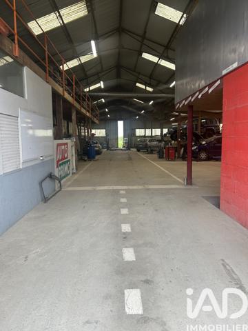 Dépannage, Réparation​ à vendre 700 m² Pouillé-les-Côteaux