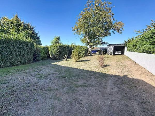 Maison
         6 pièces
        - 138 m² 358 000 €*