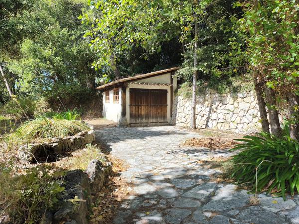 Le Tignet (06530) Maison à vendre – Vue dominante et beau potentiel