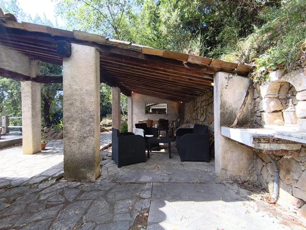 Le Tignet (06530) Maison à vendre – Vue dominante et beau potentiel