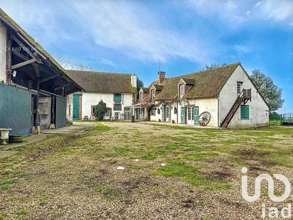 Maison 15 pièces de 300 m² à Château-Renard (45220)