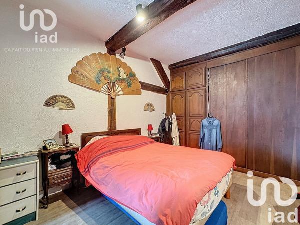 Maison 15 pièces de 300 m² à Château-Renard (45220)