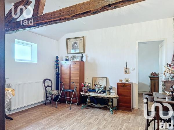 Maison 15 pièces de 300 m² à Château-Renard (45220)