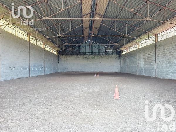 Maison 15 pièces de 300 m² à Château-Renard (45220)