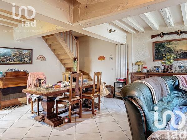 Maison 15 pièces de 300 m² à Château-Renard (45220)