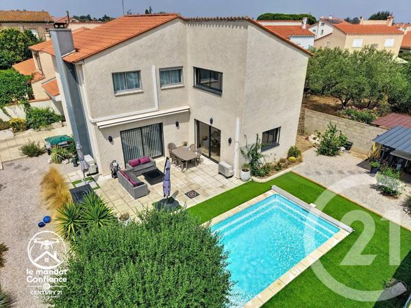 Maison à vendre  5 pièces - 161 m 2   LE SOLER  - 66