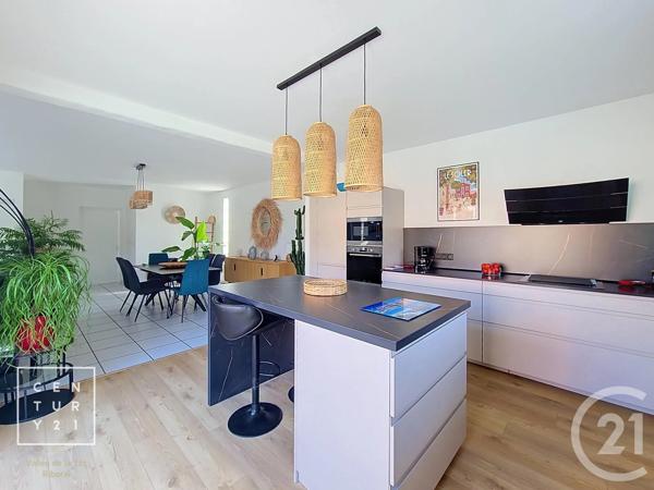 Maison à vendre  5 pièces - 161 m 2   LE SOLER  - 66