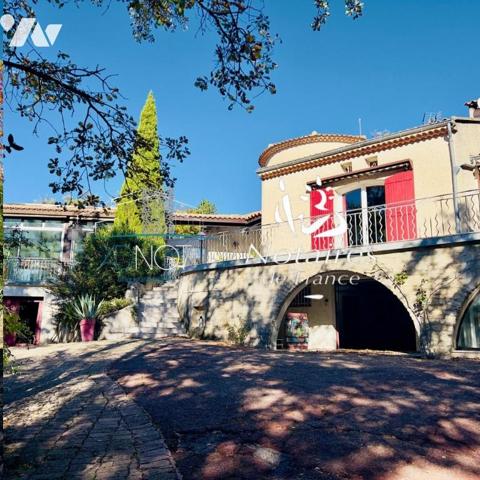 Donzère (26290) – Vente en nue-propriété – Grande maison avec terrain