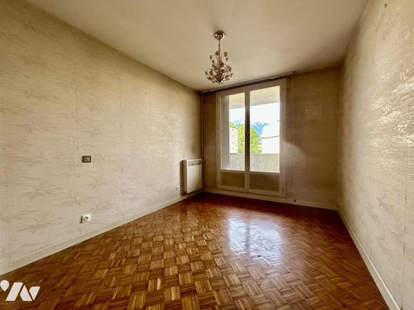 APPARTEMENT T3  AVEC BALCON
