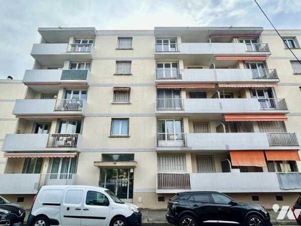 APPARTEMENT T3  AVEC BALCON