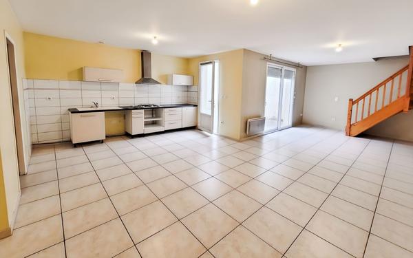 Maison à vendre    4 pièces •  Astaffort