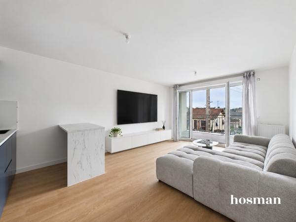 Appartement 3 pièces lumineux avec balcon et parking - Immeuble récent - Proche RER