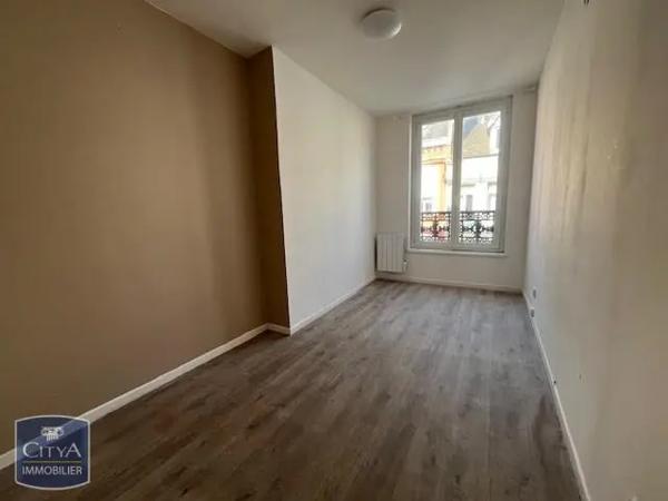 Appartement à louer 2 pièces 37.25m² Cambrai (59400)