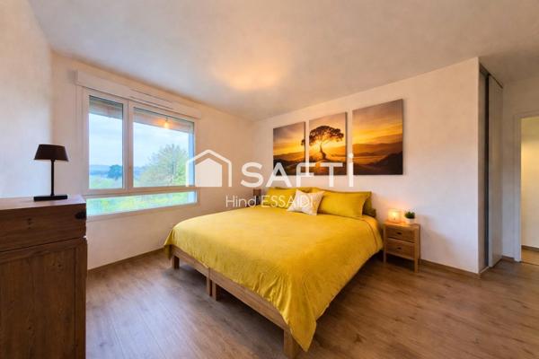 T4 récent 2021 lumineux avec balcon + garage possible – 10 min métro Valmy / Gorge de Loup – aucun travaux