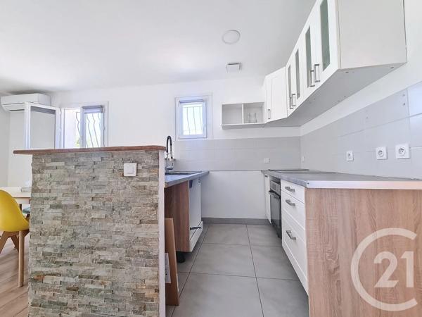 Maison à vendre  5 pièces - 100 m 2   JUVIGNAC  - 34