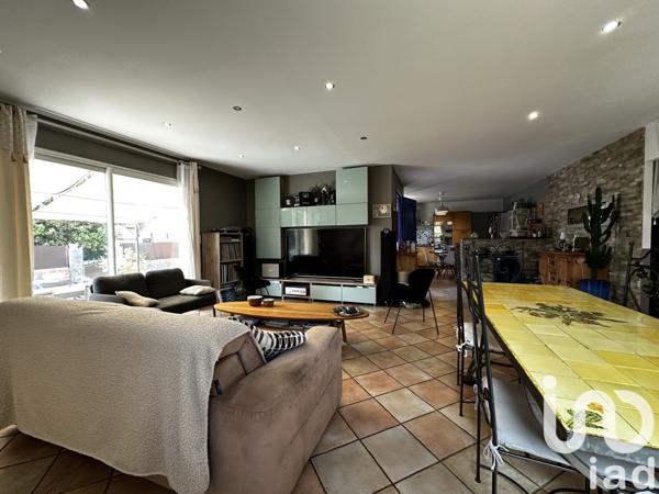 Maison traditionnelle 4 pièces de 130 m² à Aubagne (13400)