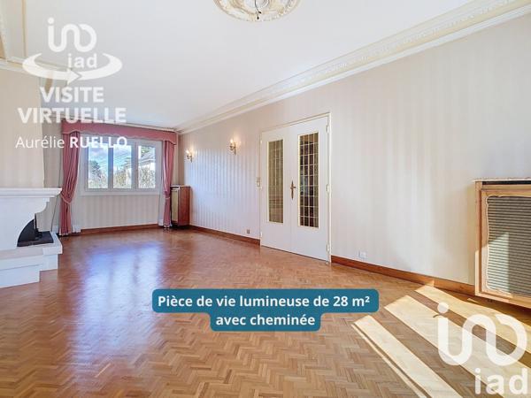 Maison traditionnelle 7 pièces de 155 m² à La Membrolle-sur-Choisille (37390)