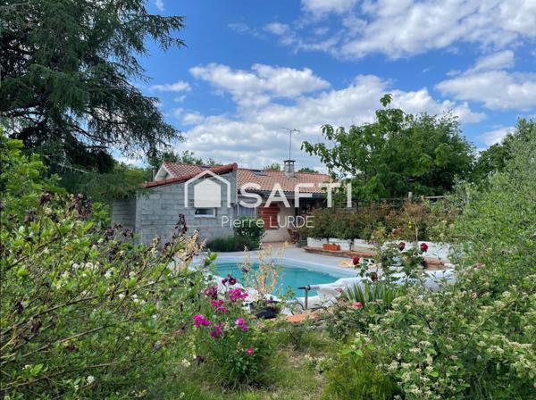 Maison de 4 pièces avec double garage et piscine