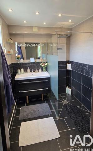 Maison à vendre 6 pièces 105 m² Épône