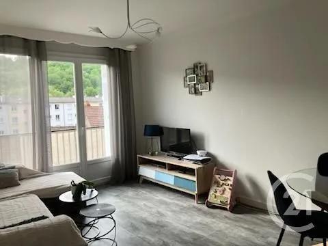 Appartement F3 à vendre  3 pièces - 58 m 2   AURILLAC  - 15
