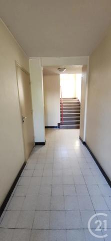Appartement F3 à vendre  3 pièces - 58 m 2   AURILLAC  - 15