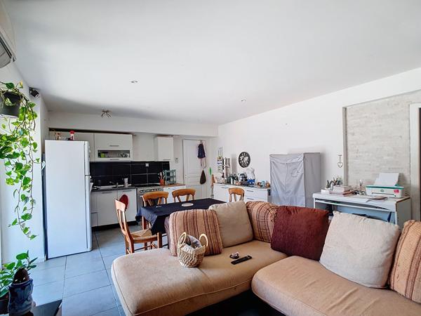 ENSEMBLE IMMOBILIER 16 LOGEMENTS