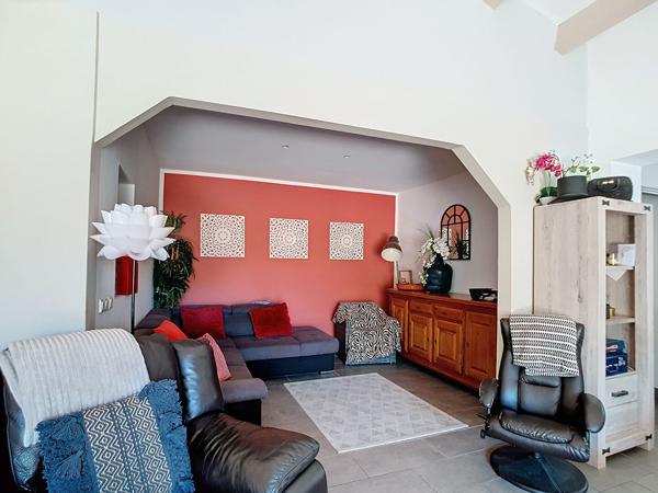 ENSEMBLE IMMOBILIER 16 LOGEMENTS