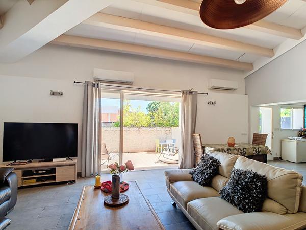 ENSEMBLE IMMOBILIER 16 LOGEMENTS