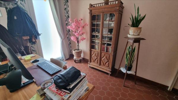 Maison individuelle à vendre à Jonzac en Charente-Maritime (17500), ref : 1863