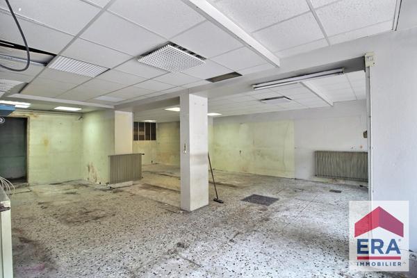 Immeuble de rapport à Orange 252m² - Local commercial et appartement!