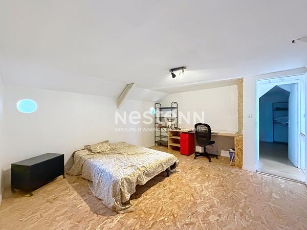 Maison spacieuse à vendre au coeur de Plouray avec terrain constructible